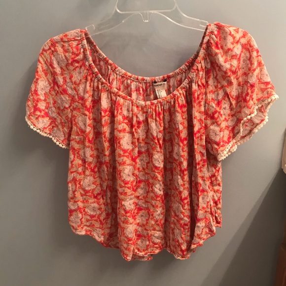 Forever 21 Tops - Floral off the shoulder crop top